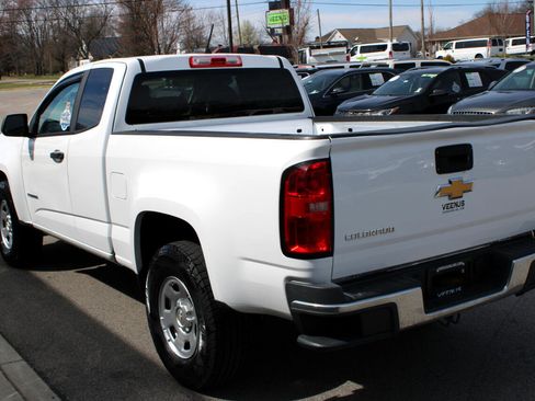 Used 2016 Chevrolet Colorado W/T image 4