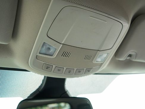 Used 2024 Ford Edge SE AWD/4WD image 11