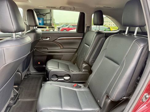 Used 2016 Toyota Highlander Limited AWD/4WD image 12