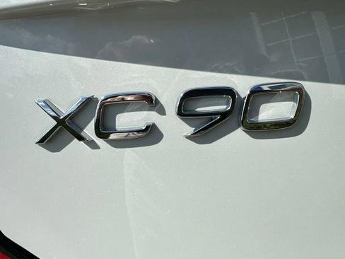 New 2026 Volvo XC90 B6 Ultra w/ Protection Package AWD/4WD image 16