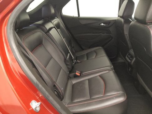Used 2022 Chevrolet Equinox RS w/ RS Leather Package image 19