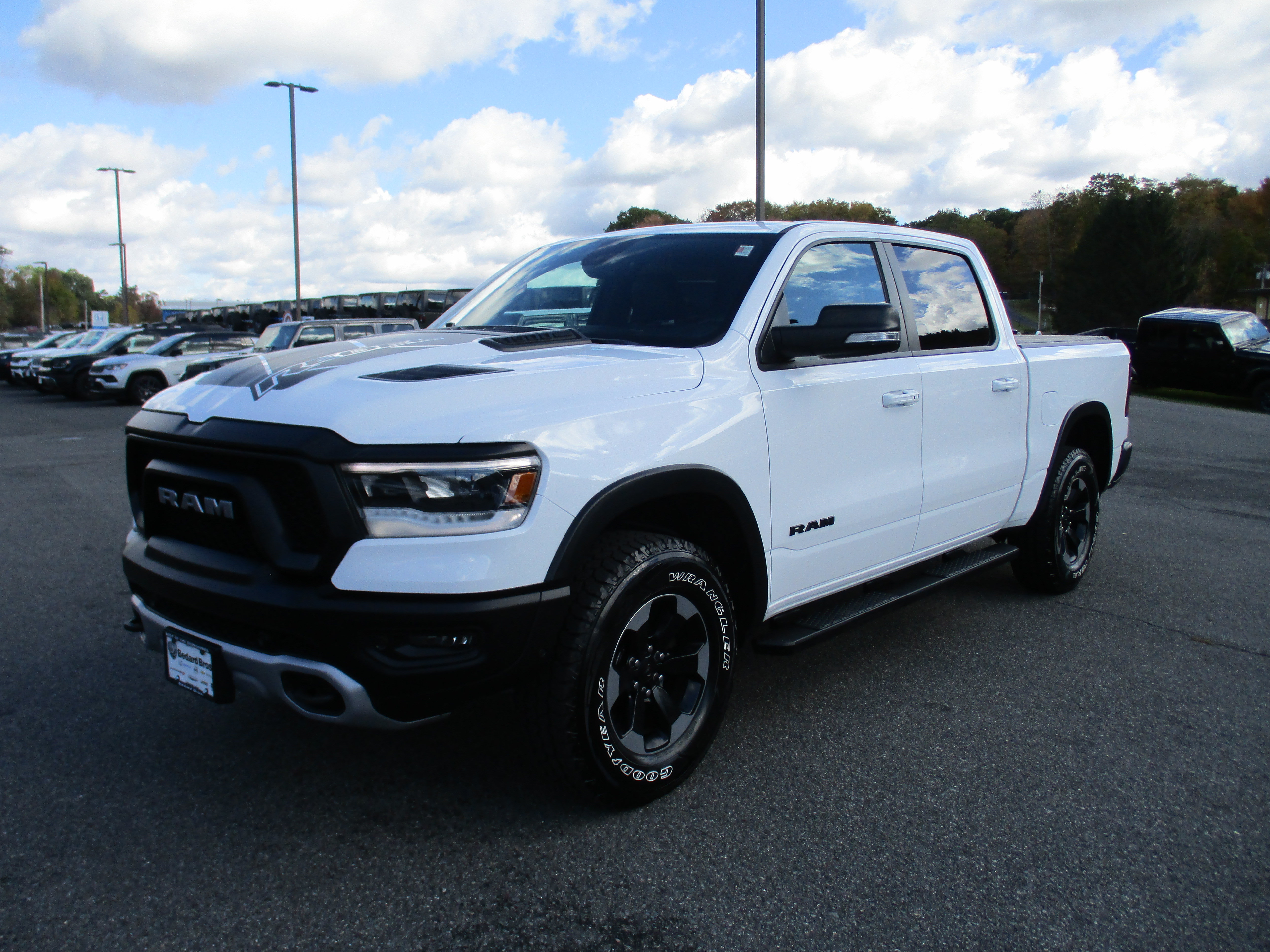 Used 2020 RAM 1500 Rebel w/ Rebel Level 2 Equipment Group AWD/4WD image 1