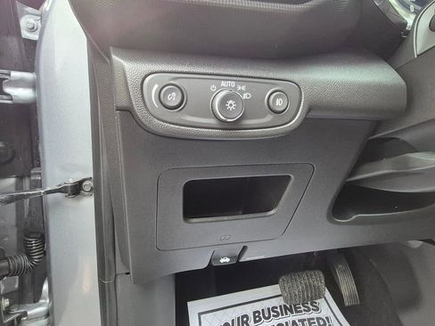 Used 2023 Chevrolet TrailBlazer LT w/ Convenience Package image 14