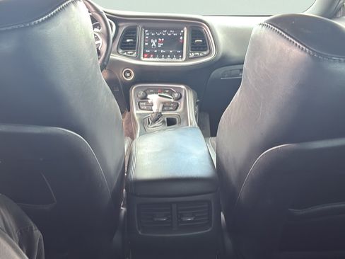 Used 2018 Dodge Challenger R/T Scat Pack w/ Dynamics Package RWD image 26