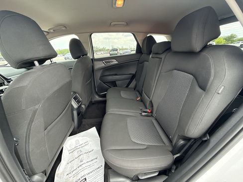 Used 2025 Kia Sportage LX FWD image 24