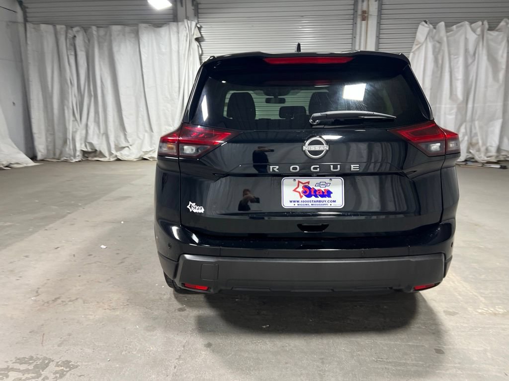 Used 2025 Nissan Rogue SV FWD image 6