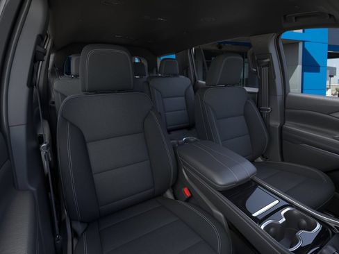 New 2026 Chevrolet Traverse LT FWD image 16
