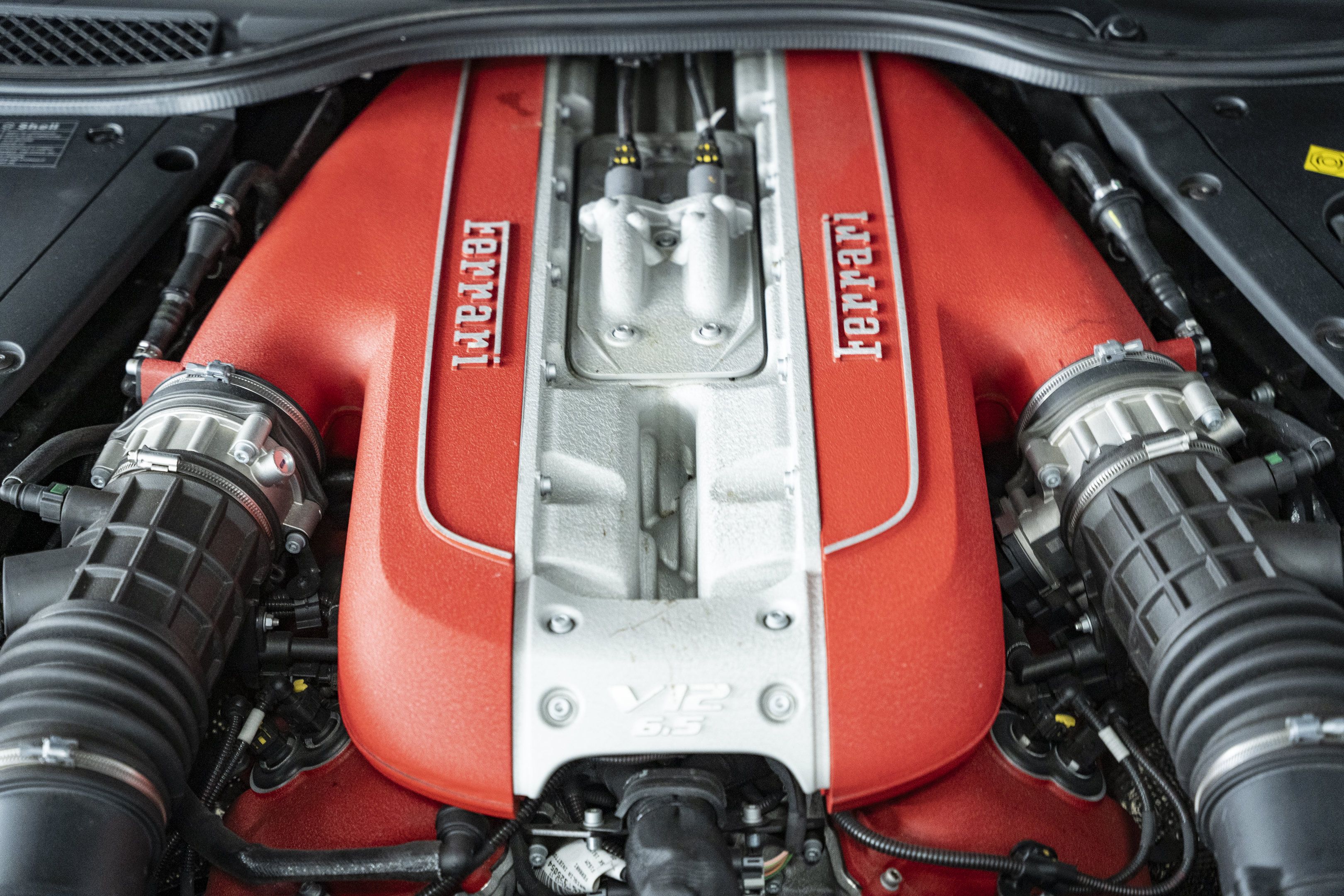Used 2021 Ferrari 812 GTS RWD image 57