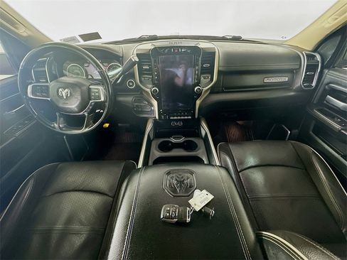 Used 2022 RAM 3500 Laramie image 10
