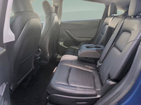 Used 2023 Tesla Model Y Long Range image 21