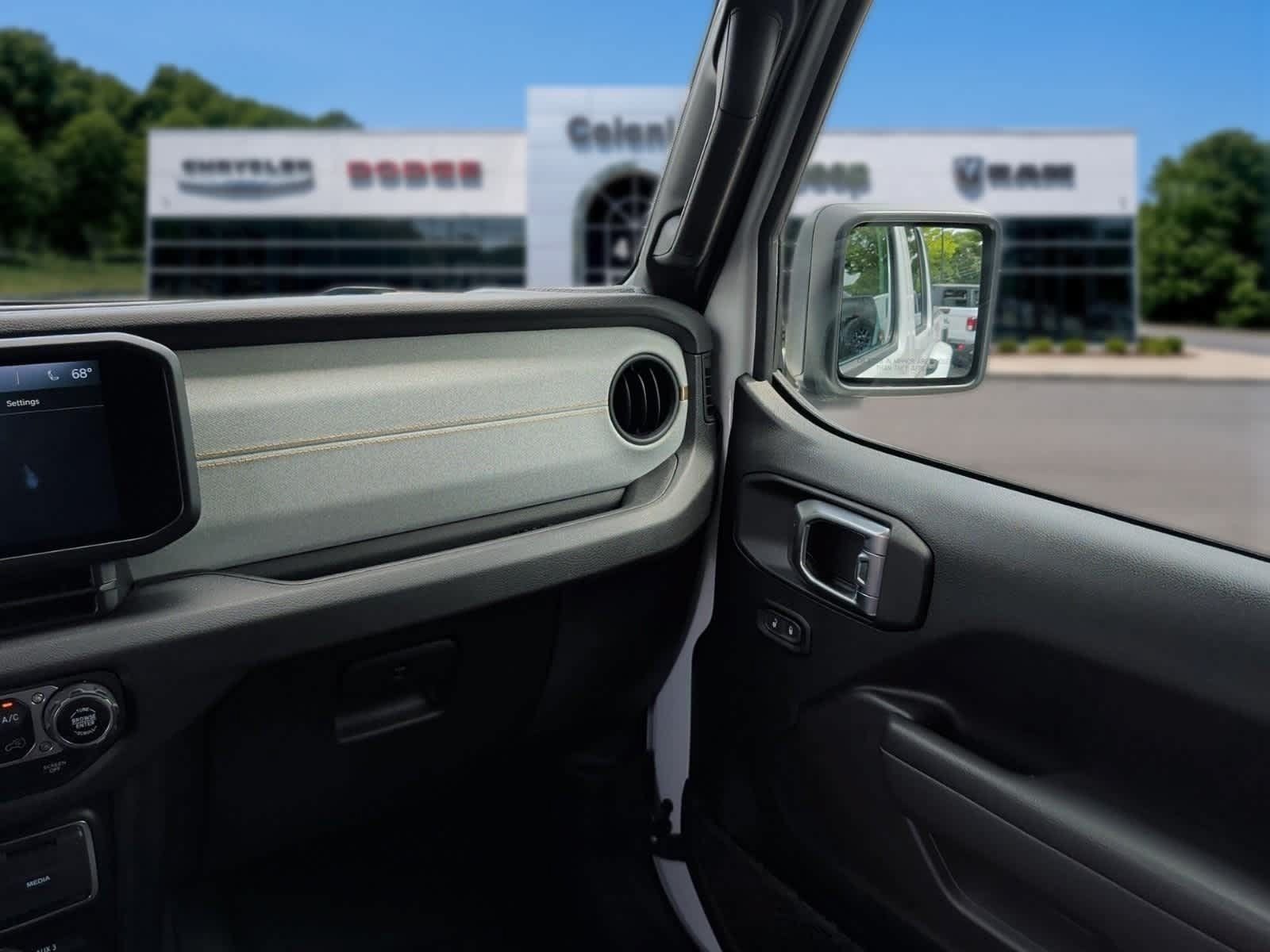 Used 2024 Jeep Gladiator Sport AWD/4WD image 33