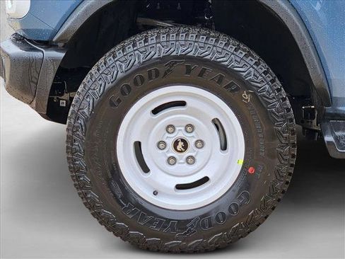 New 2025 Ford Bronco Heritage Edition image 10