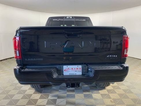 Used 2025 RAM 2500 Laramie AWD/4WD image 16