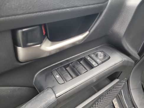 Certified 2025 Toyota Tacoma TRD Sport RWD image 18