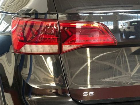 Used 2022 Volkswagen Taos SE image 35