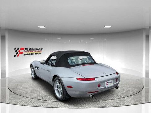 Used 2002 BMW Z8 image 11