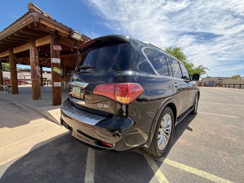 Used 2015 INFINITI QX80 4WD w/ 22" Wheel Package image 6