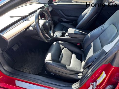 Used 2018 Tesla Model 3 Long Range image 9