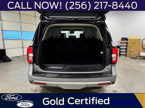 Used 2022 Ford Expedition XLT RWD image 7
