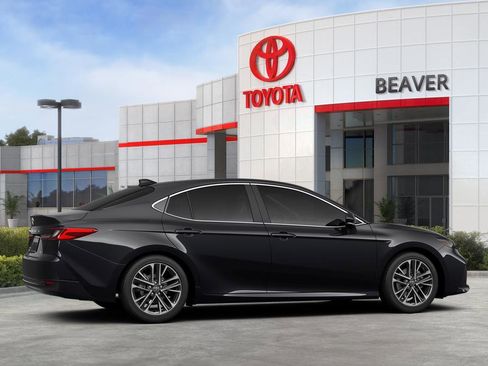 Used 2026 Toyota Camry XLE AWD/4WD image 33