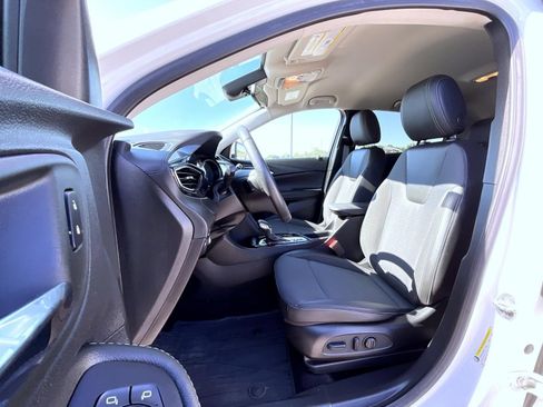 Certified 2023 Buick Encore GX Preferred w/ Cold Weather Comfort Package AWD/4WD image 10
