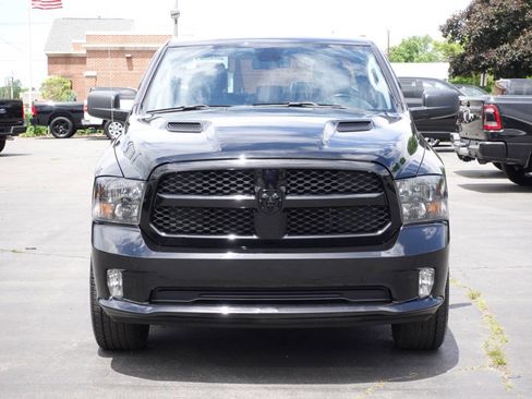 Used 2022 RAM 1500 Express w/ Wheel & Sound Group AWD/4WD image 5