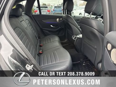 Used 2021 Mercedes-Benz GLC 300 4MATIC image 17