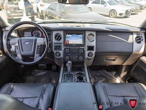 Used 2017 Ford Expedition Limited w/ Equipment Group 301A AWD/4WD image 39