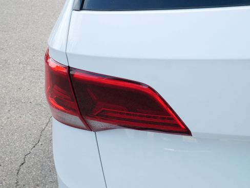 Certified 2023 Volkswagen Taos SEL AWD/4WD image 17