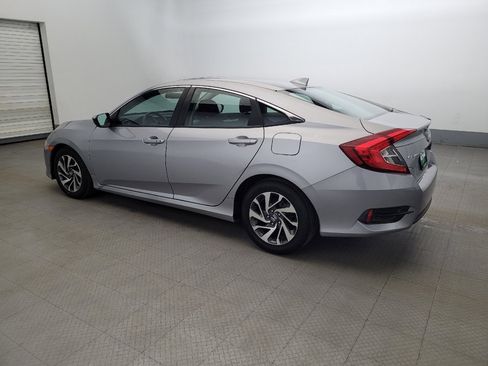 Used 2018 Honda Civic EX image 3