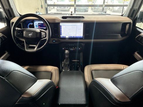 Used 2023 Ford Bronco Wildtrak AWD/4WD image 10