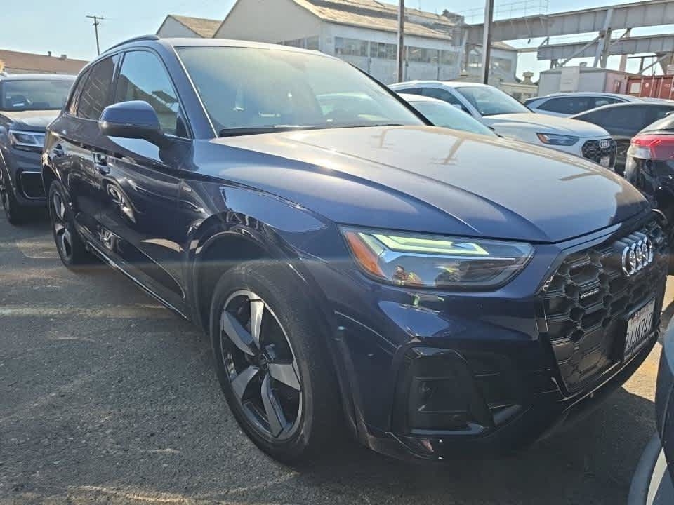 Used 2023 Audi Q5 2.0T Premium Plus AWD/4WD image 3