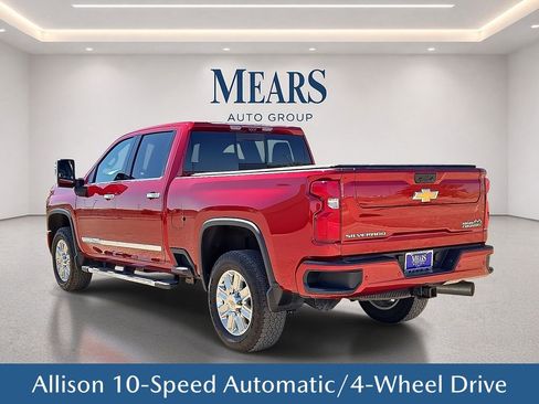 Used 2024 Chevrolet Silverado 3500 High Country w/ High Country Premium Package AWD/4WD image 4