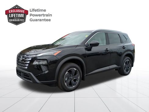 Certified 2026 Nissan Rogue SV w/ SV Premium Package image 7