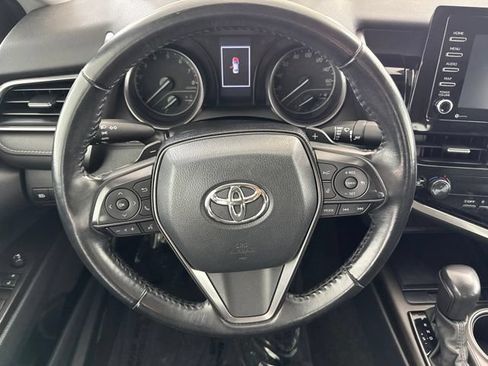 Used 2022 Toyota Camry SE FWD image 23