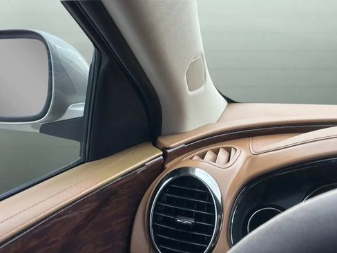 Used 2015 Buick Enclave Premium FWD image 13