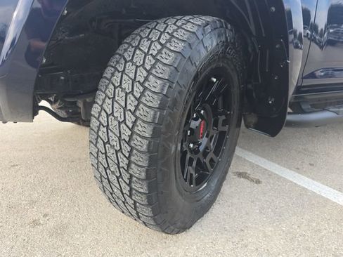 Used 2023 Toyota 4Runner SR5 Premium image 32