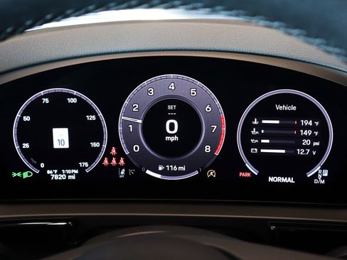 Certified 2025 Porsche Cayenne image 14