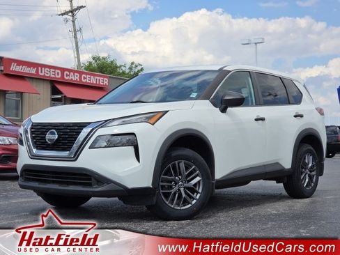 Used 2021 Nissan Rogue S AWD/4WD image 1