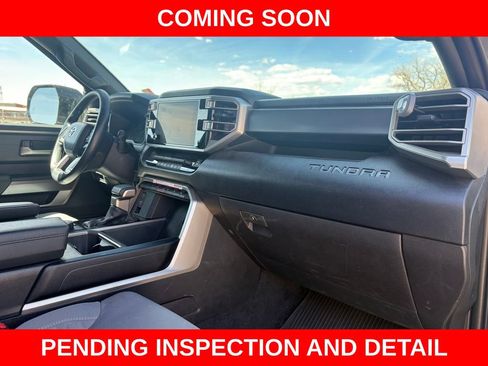 Used 2025 Toyota Tundra SR5 w/ SR5 Convenience Package AWD/4WD image 14