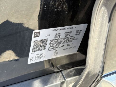 Used 2024 GMC Yukon Denali AWD/4WD image 34