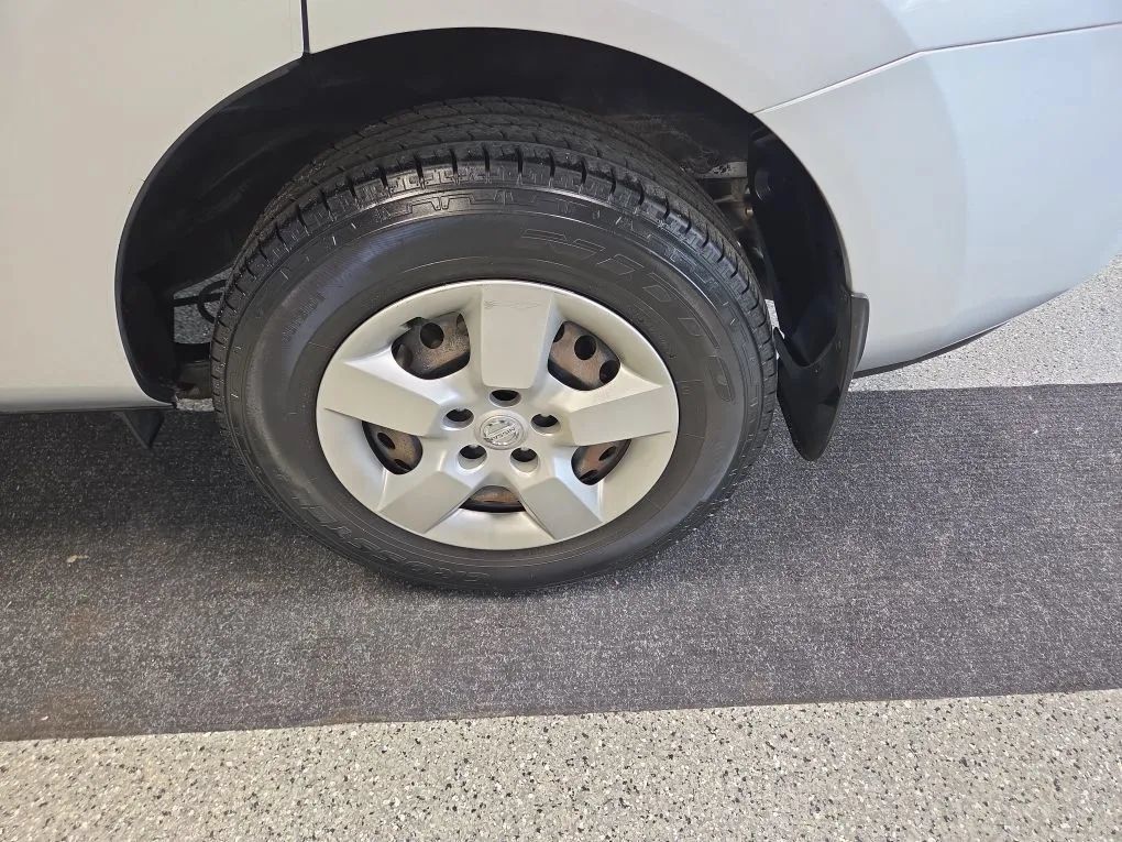 Used 2015 Nissan Rogue S FWD image 8