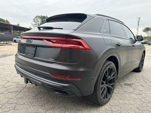 Used 2019 Audi Q8 Prestige w/ Luxury Package AWD/4WD image 7