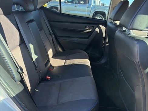 Used 2019 Toyota Corolla SE w/ Carpet Mat Package (TMS) image 10