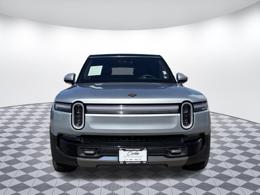 Used 2025 Rivian R1S Adventure Dual AWD/4WD image 2