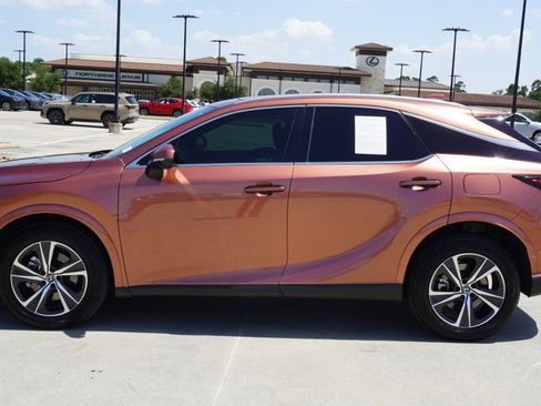 Certified 2024 Lexus RX 350 Premium w/ Convenience Package FWD image 5