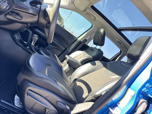 Used 2021 Jeep Compass Latitude w/ Sun and Sound Group image 31