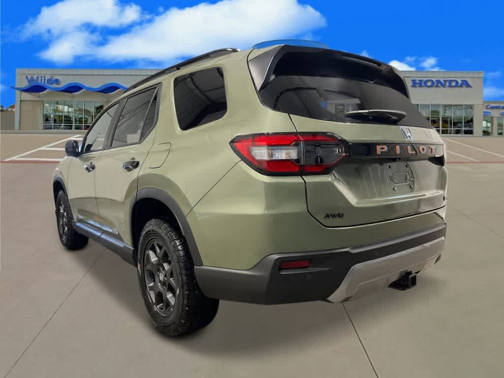 New 2026 Honda Pilot TrailSport image 3
