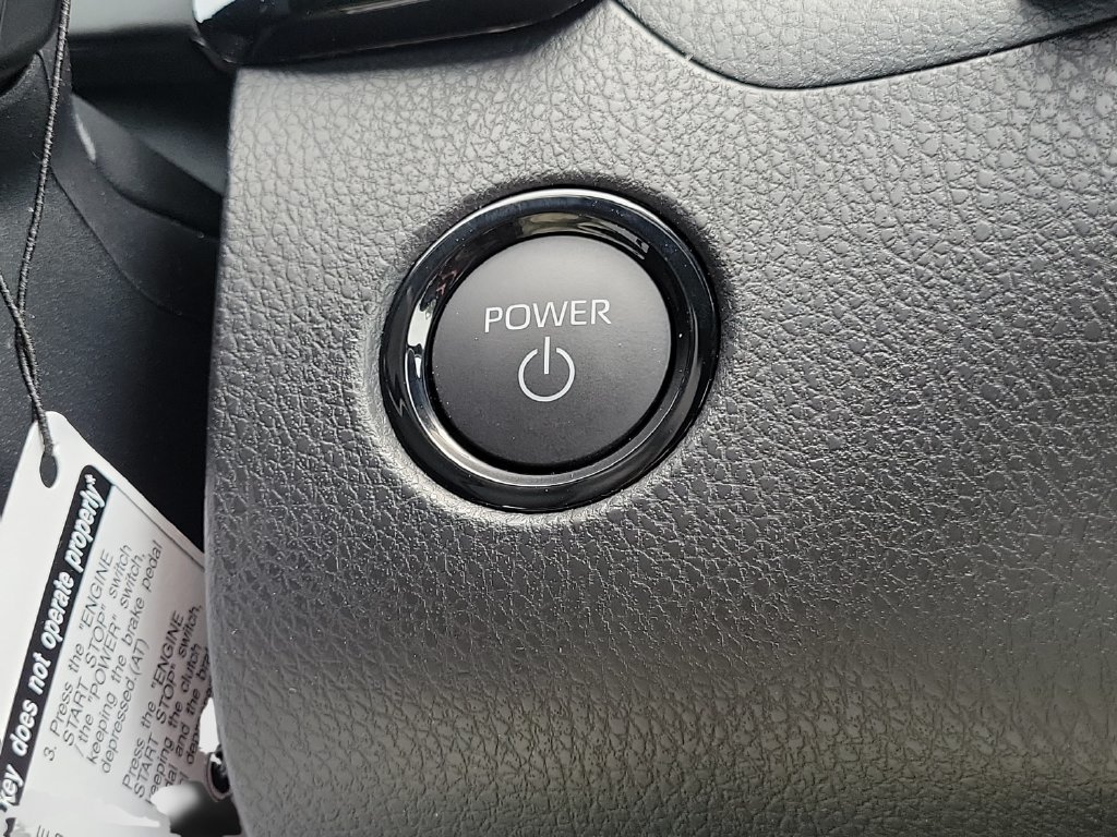 Used 2026 Toyota Camry SE FWD image 35