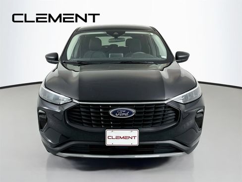 Used 2025 Ford Escape Active AWD/4WD image 3